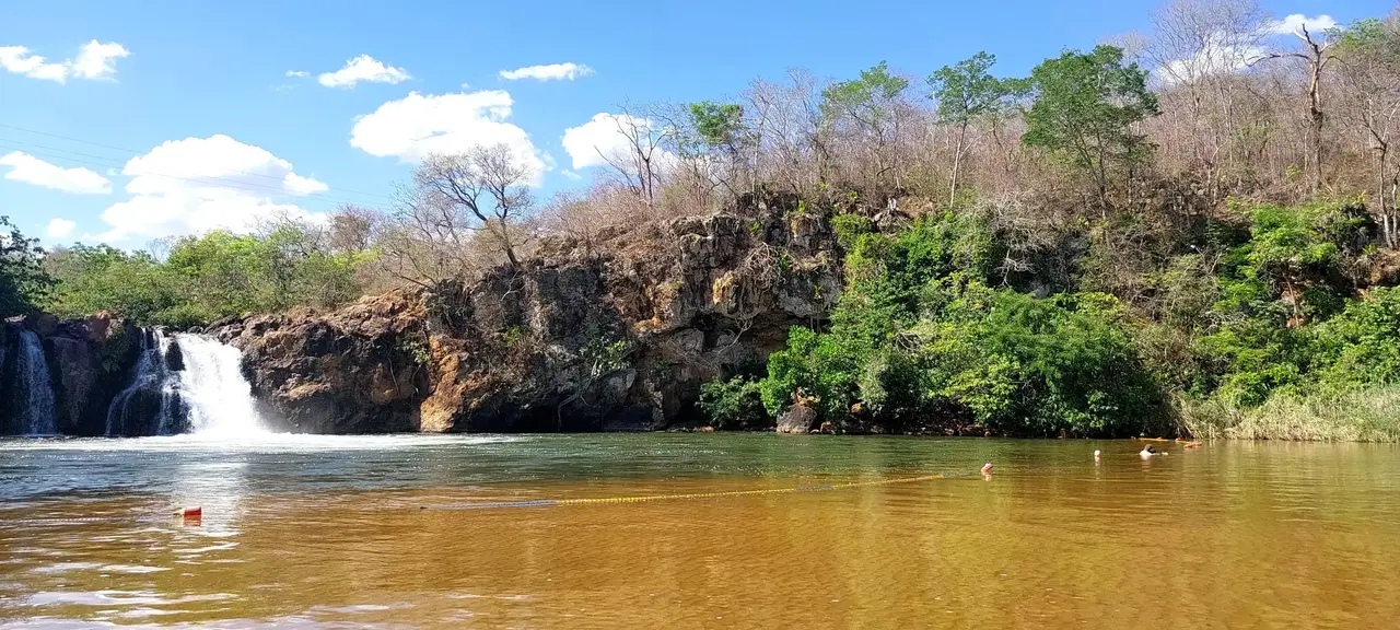 Foto 5 da cachoeira do rio Pandeiros